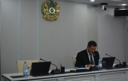 Депутат күні