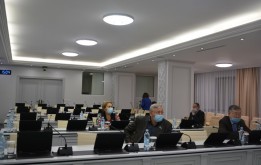 Жер учаскелерін иеліктен шығару туралы шарттардың жобаларын келісу жөніндегі тұрақты комиссияның отырысы өтті