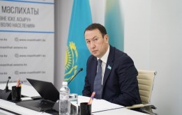 Заседание постоянной комиссии по вопросам законности, правопорядка и работе с общественностью