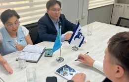 «Ақ жол» ҚДП депутаттық фракциясының отырысы өтті