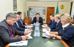 В маслихате города состоялась встреча с депутатом Сената
