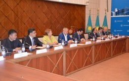 К проблемам первичной медпомощи вернулись депутаты