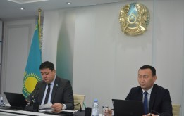 Внеочередная сессия: вопросы присвоения имен улицам и новому району столицы