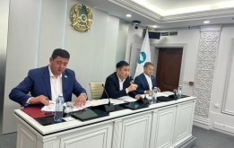 Бүгін Астана қалалық мәслихатындағы «AMANAT» партиясының кезекті фракция отырысы өтті
