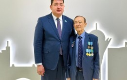 Мерейтой иесін, II және V сайланымдар депутатын құттықтау