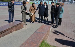 Мүмкіндігі шектеулі жандарға қол жетімсіз объектілер- депутаттар бақылауында