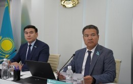 Елордалық мәслихатында фракция басшысының орынбасары Ғабит Қалиұлы Тәжімұратовтың төрағалығымен «AMANAT» партиясы депутаттық фракциясының отырысы өтті