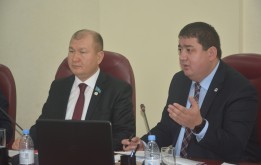 Nur Otan партиясы депутаттық фракциясының және Нұр-Сұлтан қаласы мәслихаты тұрақты комиссияларының бірлескен отырысы