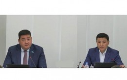 Бюджетті нақтылау мәселесі бойынша кезектен тыс сессия