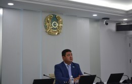 Сегодня под председательством Ерлана Каналимова состоялось заседание городского маслихата с участием ряда городских телекоммуникационных компаний: АО «Казахтелеком», ТОО «Sinergy Telecom», ТОО «Твой новый телеком», ТОО «Казахские домашние сети»