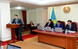 Астаналық мәслихаттың құрылыс, экология, көлік, сауда және тұрғын үй-коммуналдық шаруашылық бойынша тұрақты комиссиясының отырысы болып өтті.