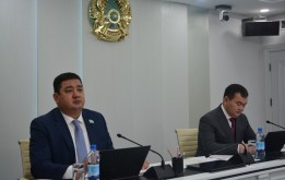 Кезектен тыс сессия: «Астана қаласының құрметті азаматы» атағын беру туралы