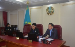 Депутаты столичного маслихата обсуждают Концепцию развития дворовых клубов