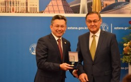 Награды депутатам маслихата