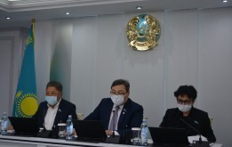 Заседание постоянной комиссии по вопросам бюджета, экономики, промышленности и предпринимательства