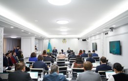 В маслихате состоялась внеочередная сессия