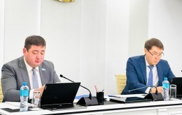 Тұрғын алаптарын дамыту және Астана қаласының 2024-2026 жылдарға арналған бюджеті мәселелері бойынша кезекті сессия