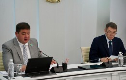 Внеочередная сессия  по вопросу образования нового района города