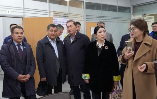 Мәслихат депутаттары елорданың жылумен жабдықтау объектілерін аралады