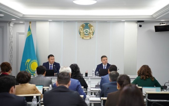 Астана қаласының мәслихатында кезектен тыс сессия өтті