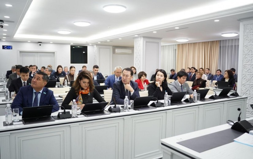 Внеочередная сессия по актуальным вопросам развития городской инфраструктуры