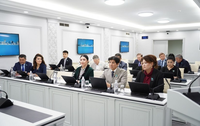 Заседание маслихата по итогам обсуждения проекта бюджета