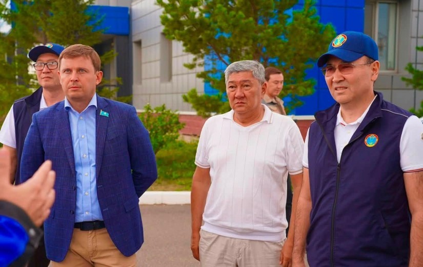 Мәслихат депутаттары елорданың жол-көлік инфрақұрылымының негізгі жобаларының іске асырылу барысымен танысты