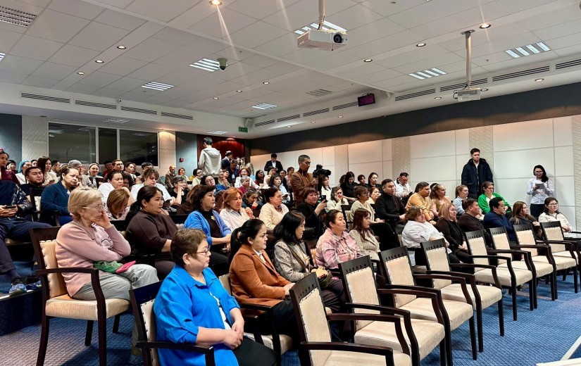 Компанияның «Mabetex Group» ұжымымен, сондай-ақ «Астана әлеуметтік технологиялар» қоғамдық бірлестігінің қызметкерлерімен кездесу өткізді