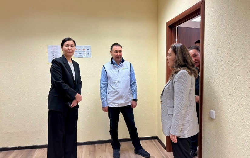 Компанияның «Mabetex Group» ұжымымен, сондай-ақ «Астана әлеуметтік технологиялар» қоғамдық бірлестігінің қызметкерлерімен кездесу өткізді