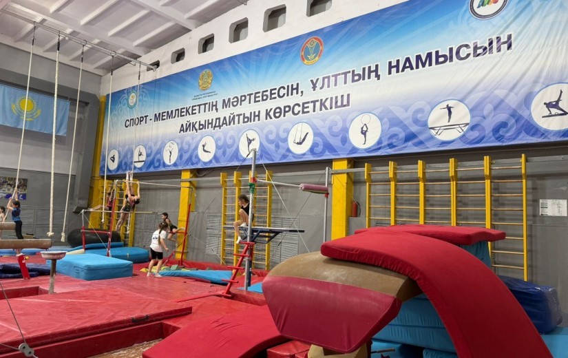 Елорда мәслихатының депутаттары №1 олимпиадалық резервтегі мамандандырылған балалар-жасөспірімдер спорт мектебіне барды