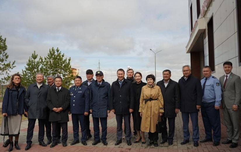 Депутаты маслихата Астаны посетили Управление административной полиции ДП столицы