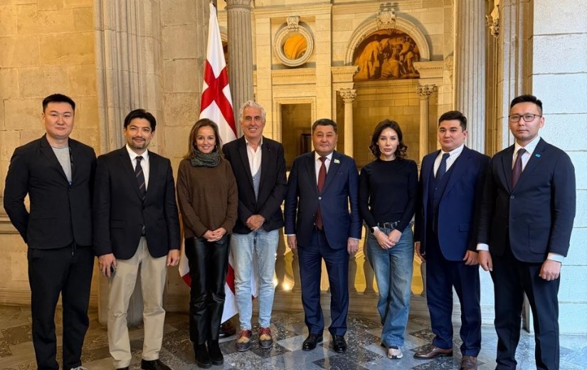 Астанадан келген делегация Барселонада  өткен халықаралық туристік көрмеге қатысты