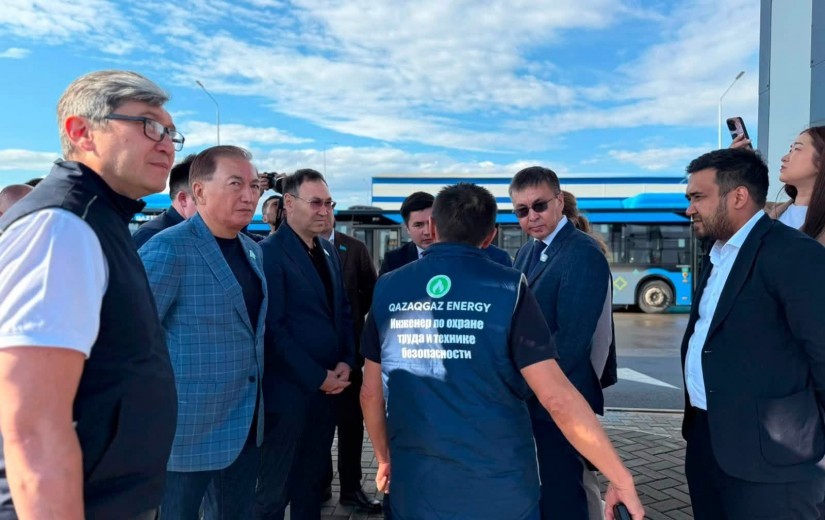 Депутаты столичного маслихата провели выездное совещание на базе АО «Автобусный парк №1»