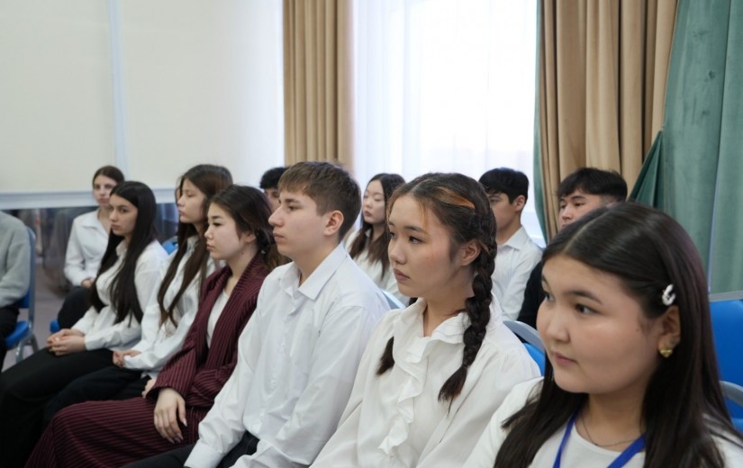 Астана қаласы әкімдігінің Технологиялық колледжі базасында «Суды үнемде — болашақты сақта» тақырыбында экосағат өтті