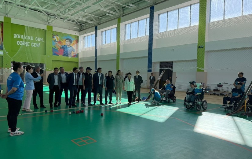 Депутаты столичного маслихата в рамках подготовки к заседанию постоянной комиссии по социально-культурному развитию посетили спортивные объекты, где реализуются проекты по созданию безбарьерной и инклюзивной среды