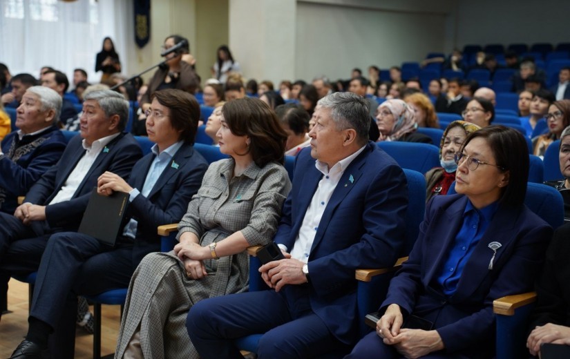 Депутаты столичного маслихата завершили отчётные встречи с жителями столицы