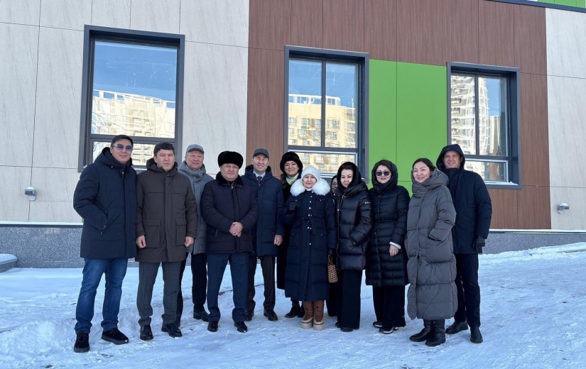 Астана қаласы мәслихатының депутаттары денсаулық сақтау нысандарын аралады