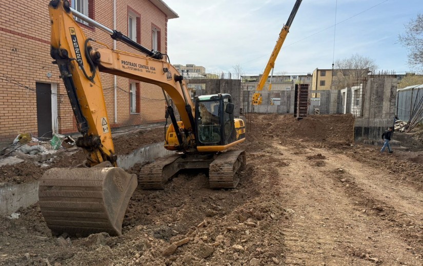 Елорда мәслихатының депутаттары №1 олимпиадалық резервтегі мамандандырылған балалар-жасөспірімдер спорт мектебіне барды