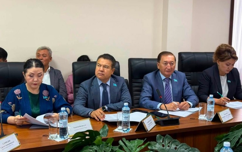 Мәдениет ұйымдарының қызмет тиімділігі мен бюджет қаражатын пайдалану мәселелері талқыланды