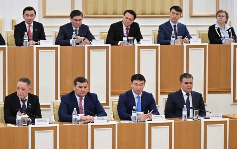 Конституциялық реформа жөніндегі комиссияның алғашқы отырысы өтті