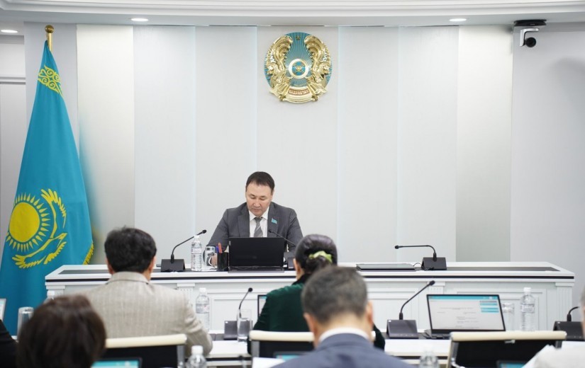 Заседание маслихата по итогам обсуждения проекта бюджета