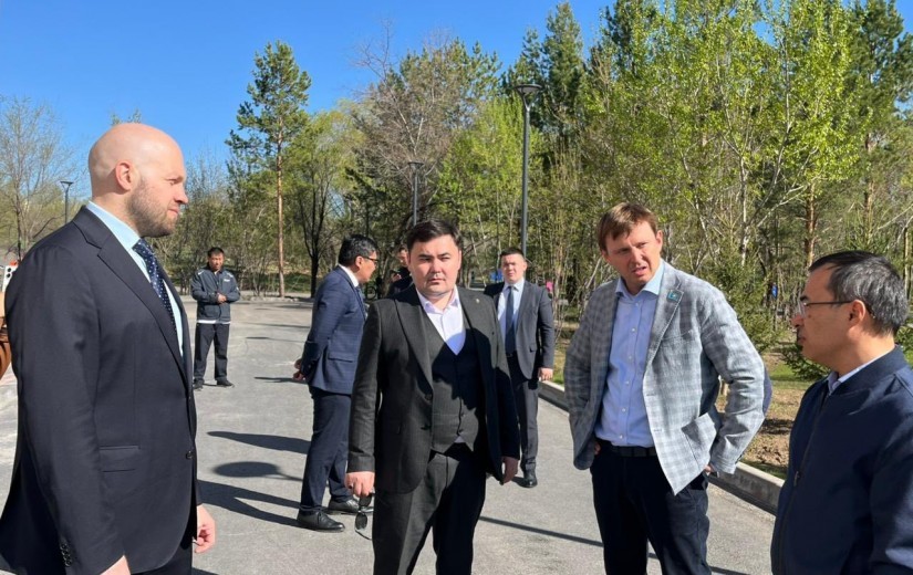 Мәслихат депутаттары елорданың спорт нысандарын аралады