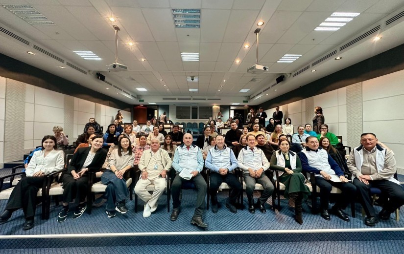 Компанияның «Mabetex Group» ұжымымен, сондай-ақ «Астана әлеуметтік технологиялар» қоғамдық бірлестігінің қызметкерлерімен кездесу өткізді