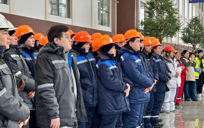 Компанияның «Mabetex Group» ұжымымен, сондай-ақ «Астана әлеуметтік технологиялар» қоғамдық бірлестігінің қызметкерлерімен кездесу өткізді