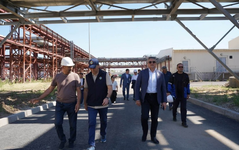 Депутаттар жылыту маусымына дайындалып жатқан нысандардың жұмысымен танысты