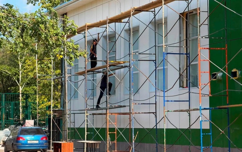 Елордалық мәслихат депутаттары мектептердің жаңа оқу жылына дайындығын тексеру мақсатындағы көшпелі тексерістерді жалғастырды