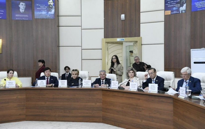 Астанада «Халық Конституциясы – бірлік пен дамудың кепілі» атты конференция өтті