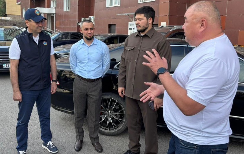 Астана қалалық мәслихатының депутаттары «Өркен қала» ЖШС-не барып, тұрғын үй қорын жаңғырту бағдарламасының жүзеге асырылу барысымен танысты