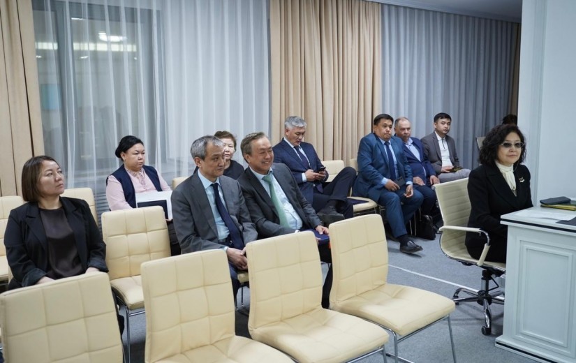 Мәслихаттың салық салу, қолжетімді ортаны қамтамасыз ету және әлеуметтік маңызы бар жобалар мәселелері жөніндегі кезектен тыс сессиясы туралы