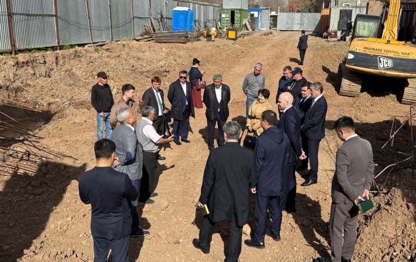 Елорда мәслихатының депутаттары №1 олимпиадалық резервтегі мамандандырылған балалар-жасөспірімдер спорт мектебіне барды